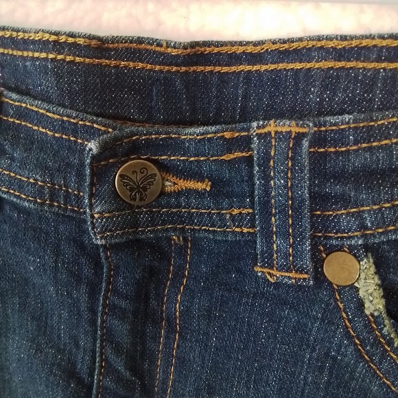 Disney Store Denim Mini Skirt Size Medium in Dark Wash w/ Patches &‎ Embroidery - Picture 13 of 13